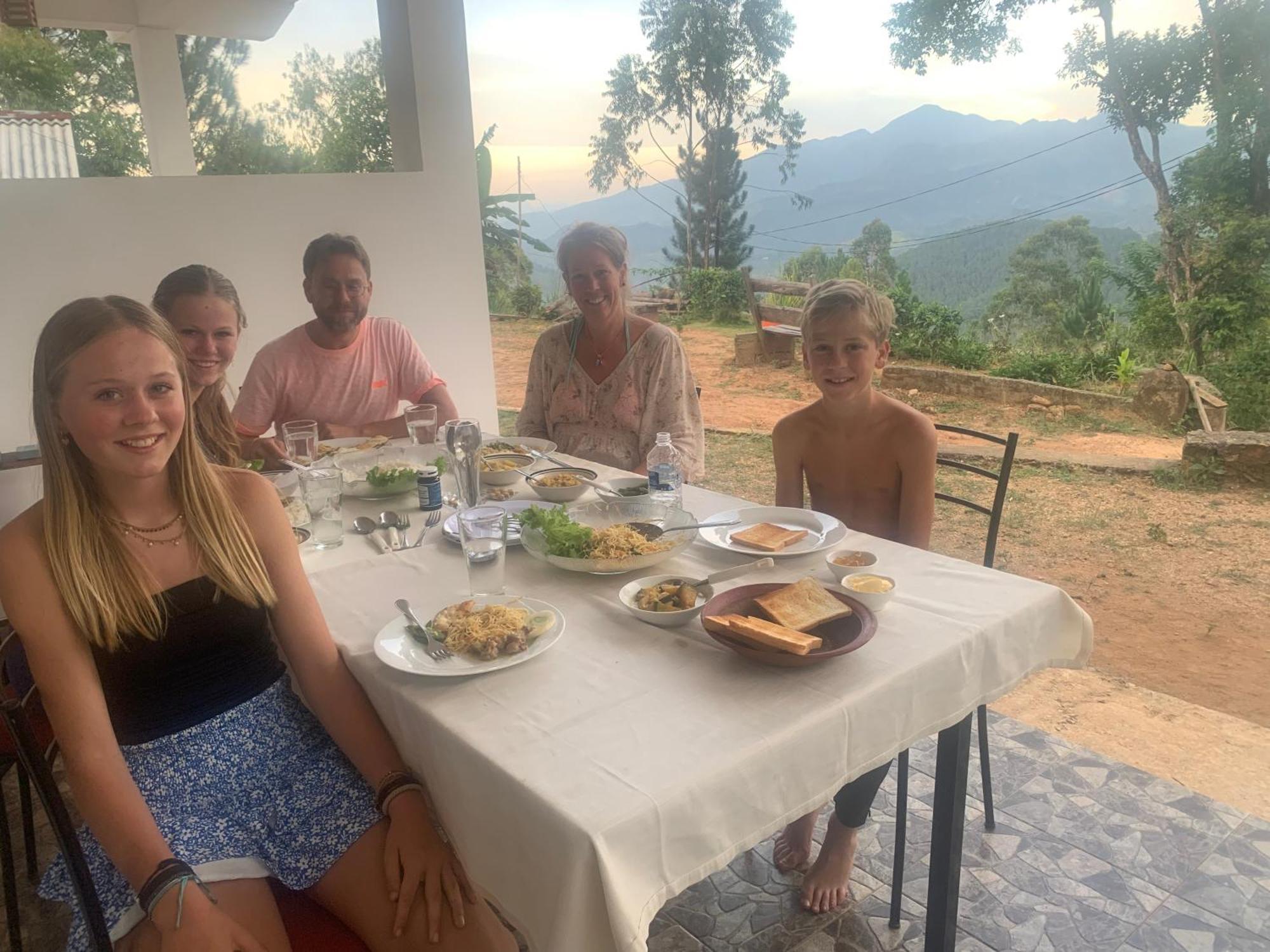Mountain Peak Ella B&B 외부 사진